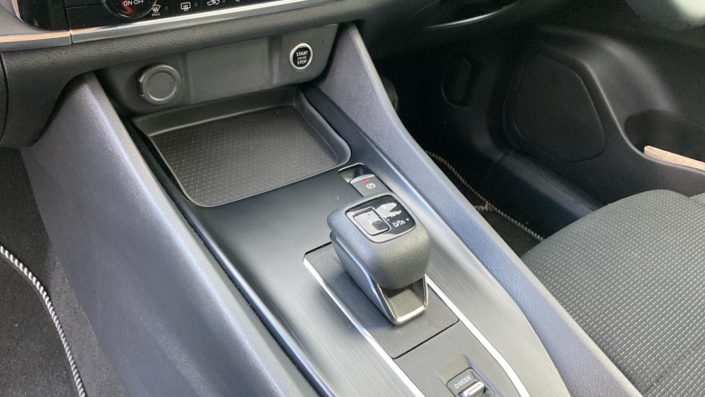 Nissan Qashqai 1.3 DiG-T MH 158 Acenta Premium 5dr Xtronic Petrol Hatchback